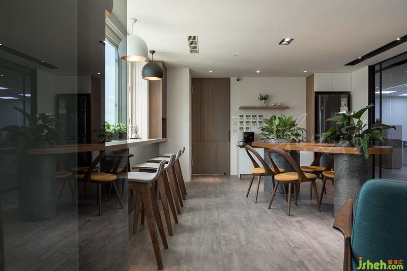 室內(nèi)設(shè)計師